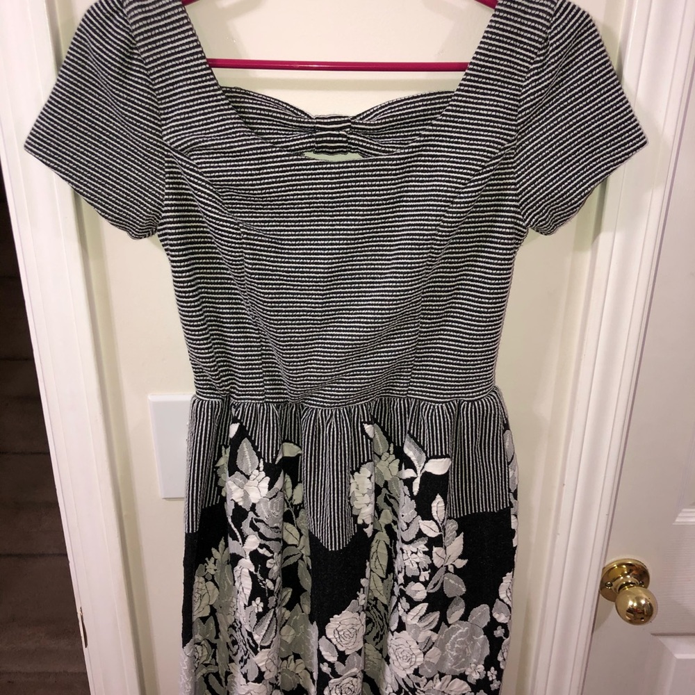 Francesca’s Black and white flower dress